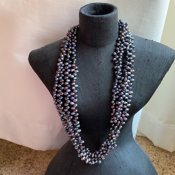Dark Pearl Necklace Set - Picture 3 of 7